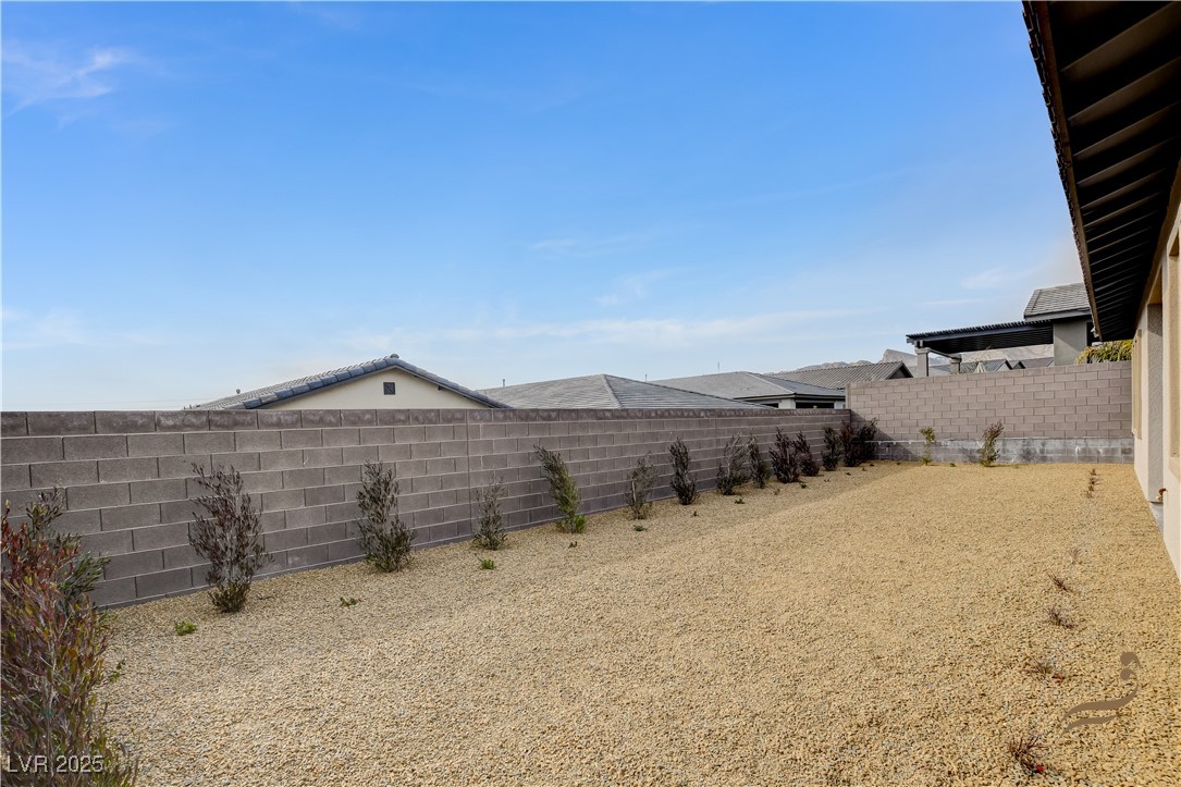 11837 Grassy Plain Avenue Property Photo 47