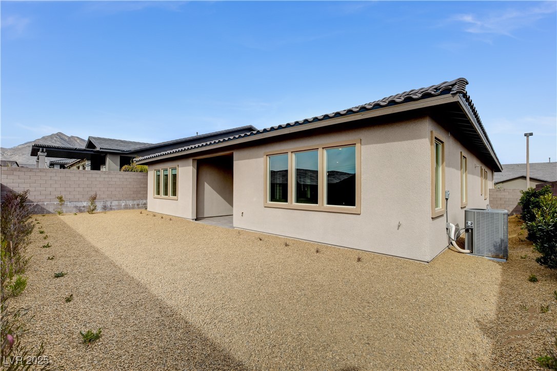 11837 Grassy Plain Avenue Property Photo 48