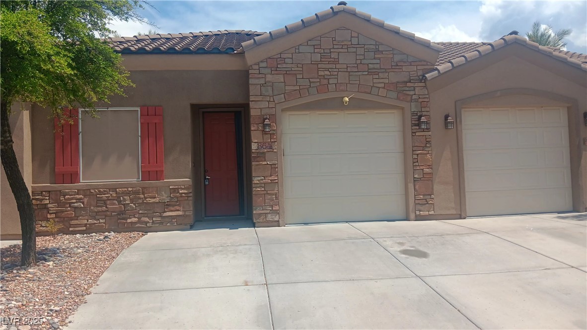 864 Chianti Way Property Photo 1