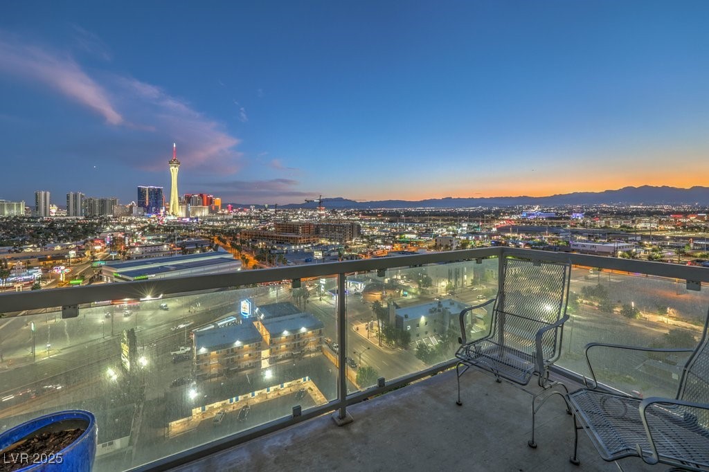900 Las Vegas Boulevard 1208 Property Photo 9