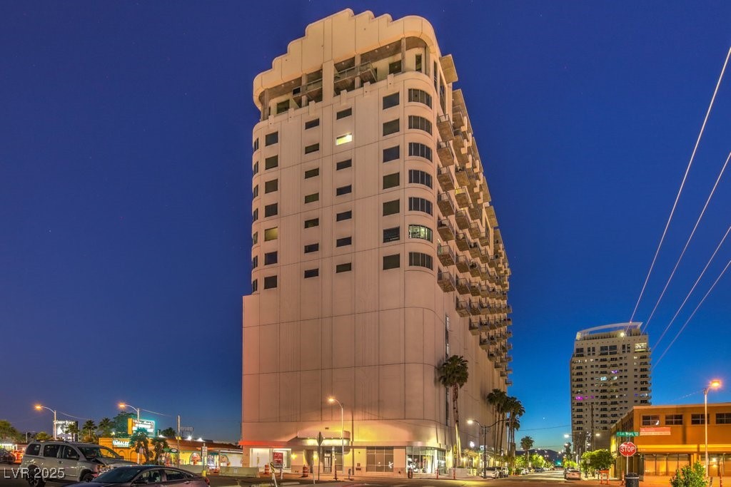 900 Las Vegas Boulevard 1208 Property Photo 12