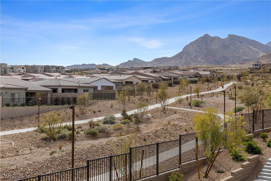 2367 Ridgeline Wash Street Property Photo 49