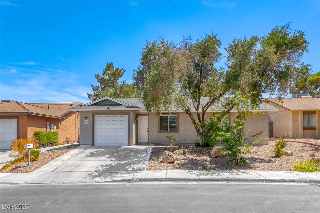 5257 Sunbury Avenue Property Photo 1