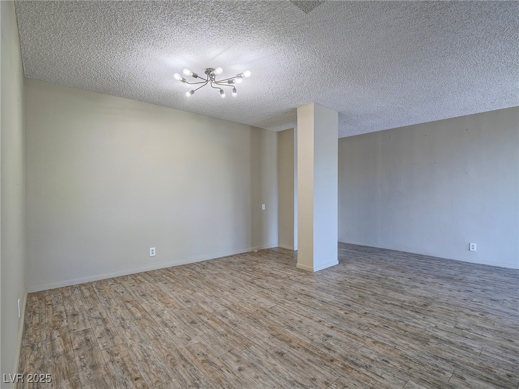 725 North Royal Crest Circle 228 Property Photo 6