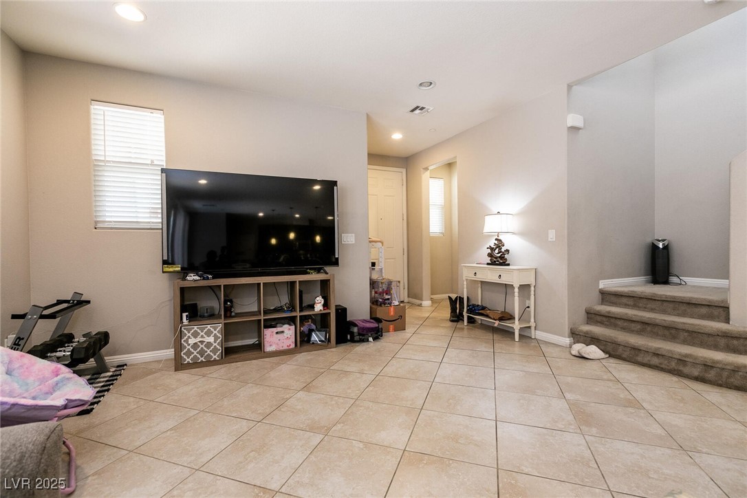 3045 Camino Rico Avenue Property Photo 4