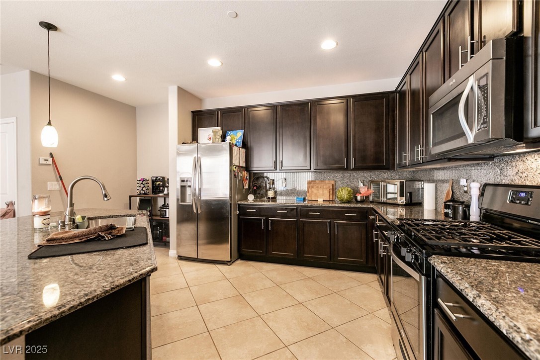 3045 Camino Rico Avenue Property Photo 10