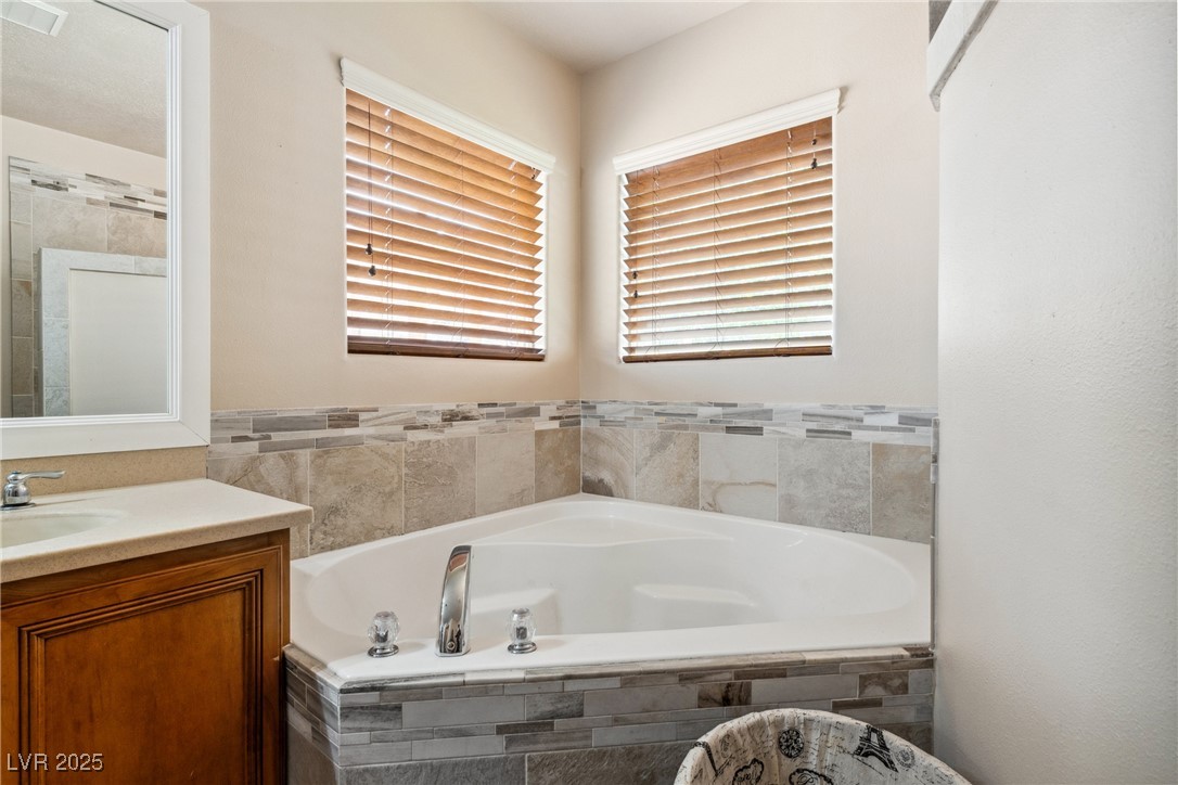 574 Desert Tortoise Way Property Photo 32