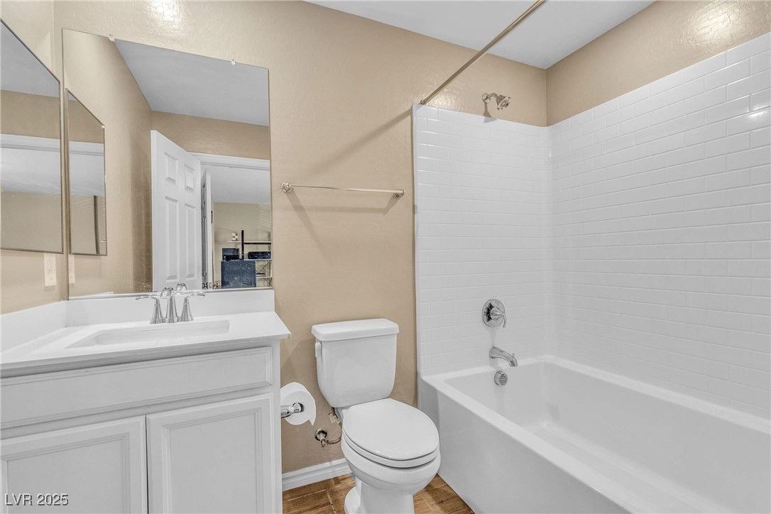 156 Campbelltown Avenue Property Photo 23