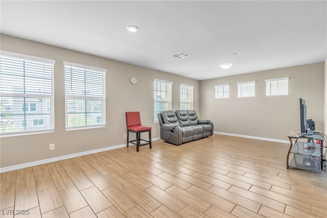 156 Campbelltown Avenue Property Photo 29