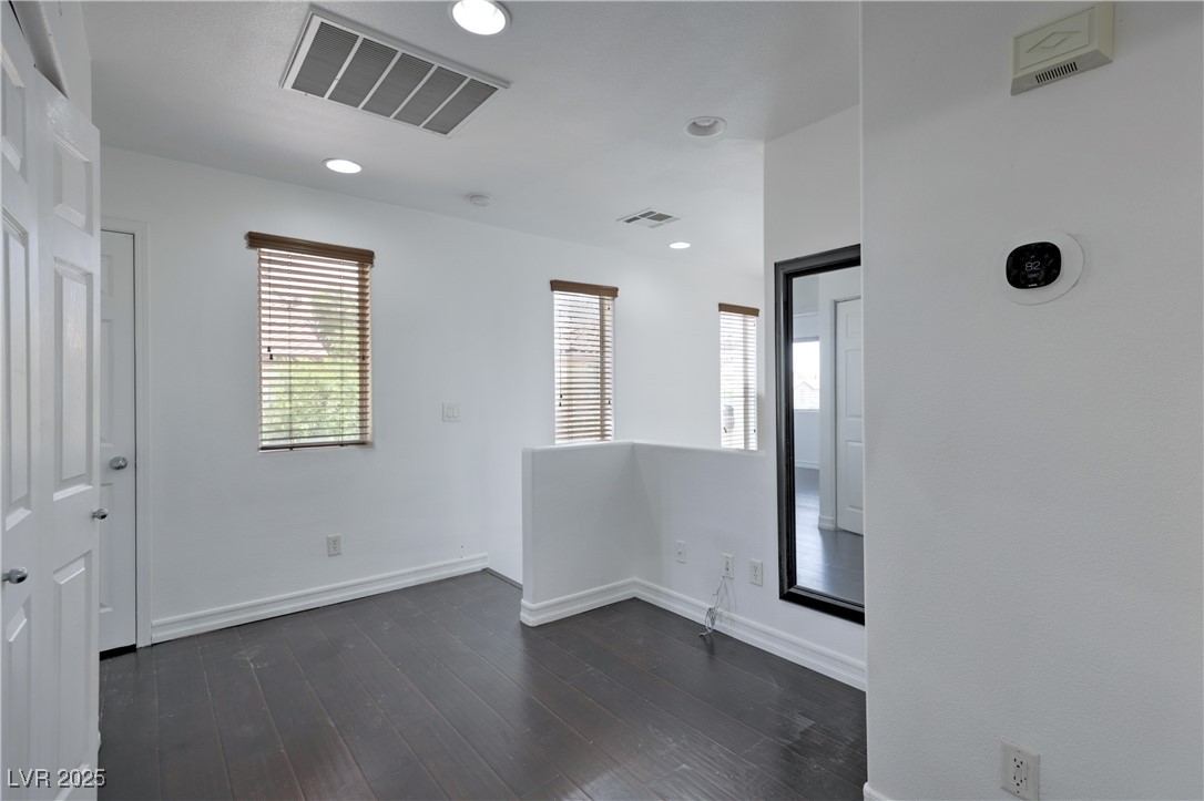 1069 Coronado Peak Avenue Property Photo 14