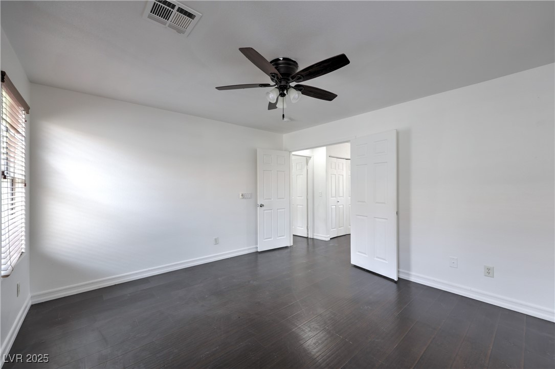 1069 Coronado Peak Avenue Property Photo 17