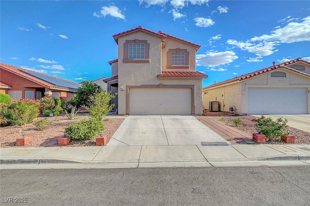 1025 Clover Tip Court Property Photo 1
