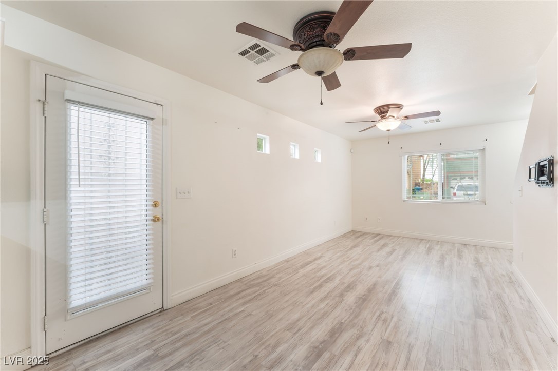 5280 Shreve Avenue Property Photo 7