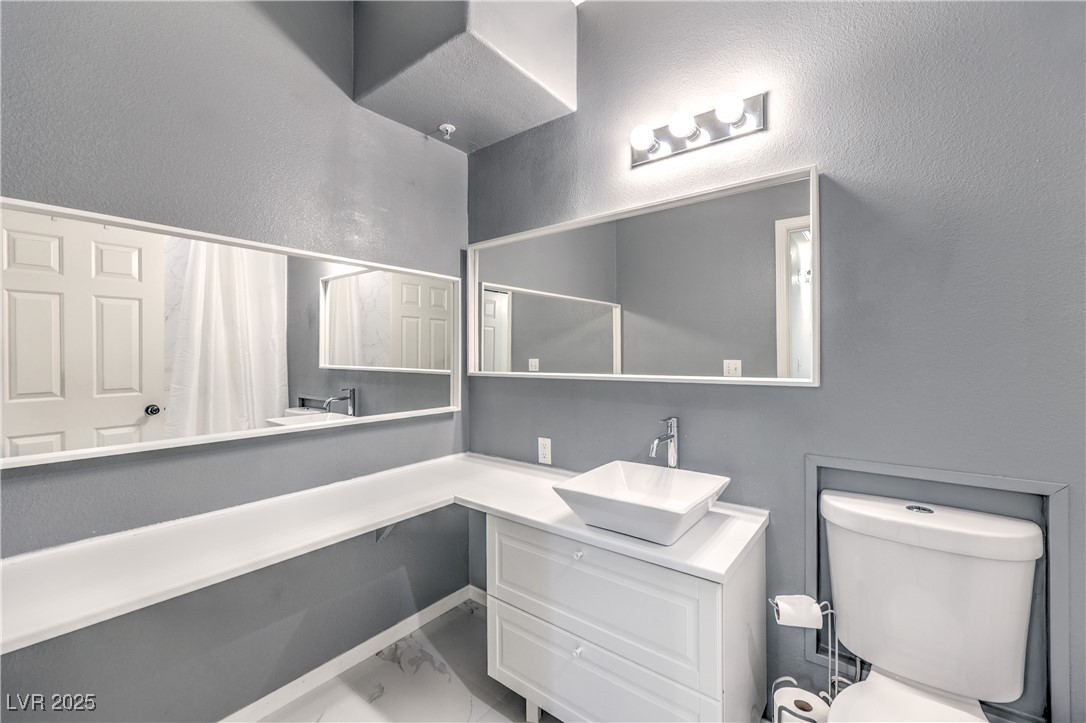 7167 South Durango Drive 306 Property Photo 25