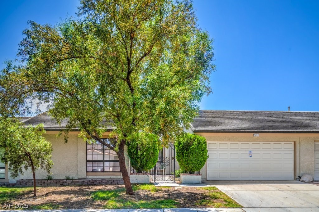 5713 Whiteridge Avenue Property Photo