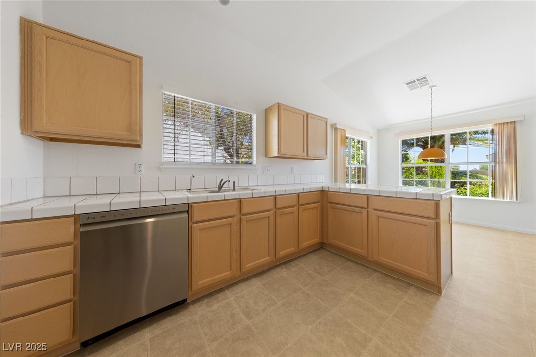 5232 Saranac Road Property Photo 11