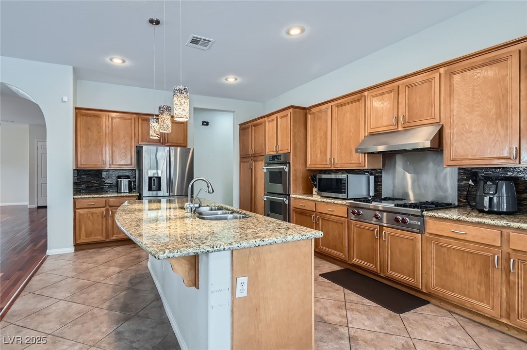 313 Glenridding Street Property Photo 5