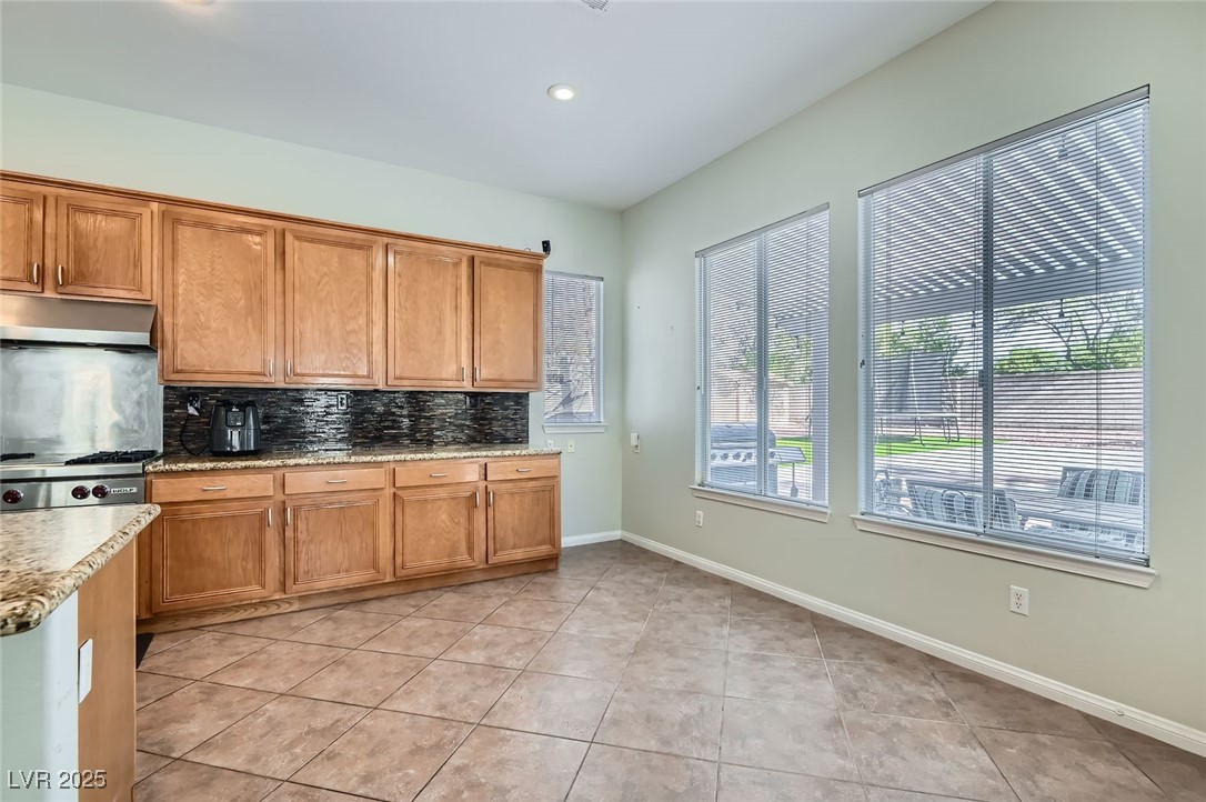 313 Glenridding Street Property Photo 6