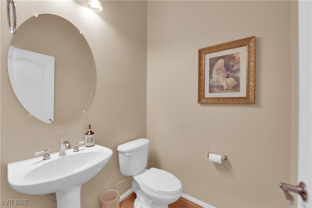9375 Gold Lake Avenue Property Photo 31