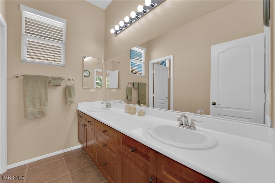 9375 Gold Lake Avenue Property Photo 38