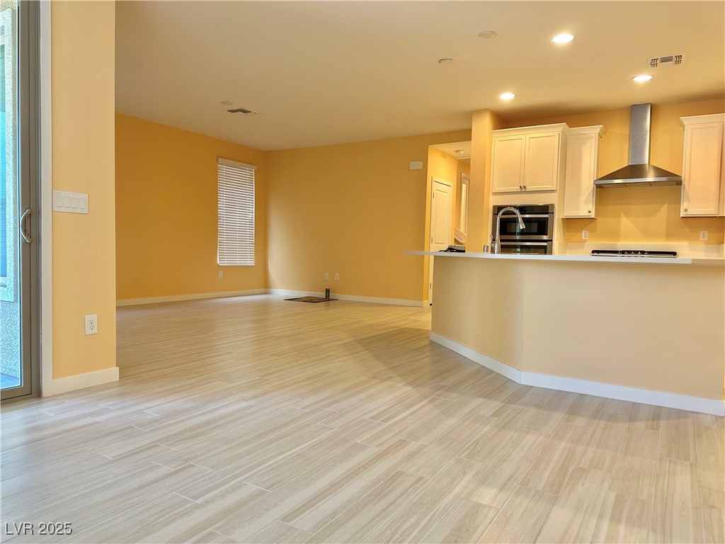 10334 Kesington Drive Property Photo 4
