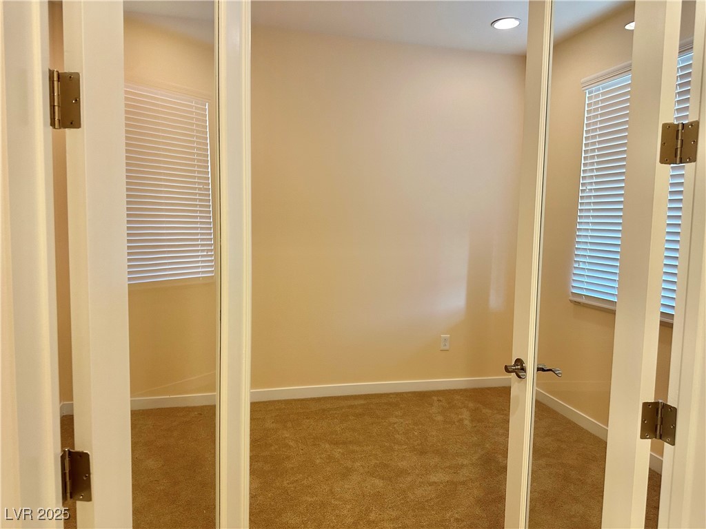 10334 Kesington Drive Property Photo 6