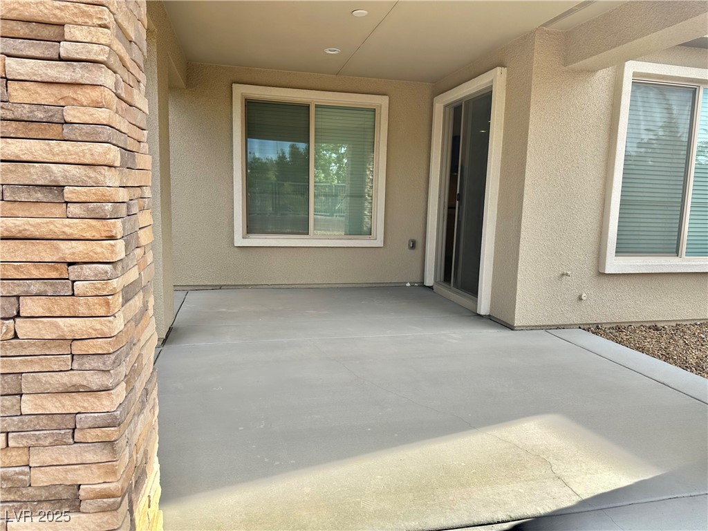 10334 Kesington Drive Property Photo 16