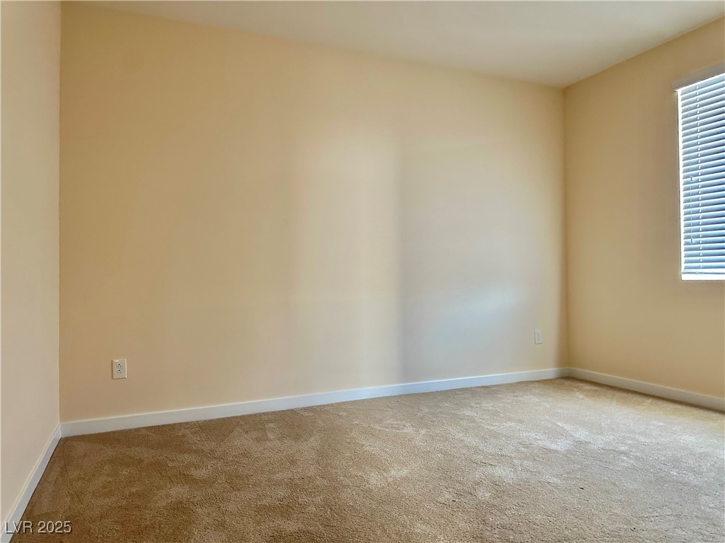 10334 Kesington Drive Property Photo 34
