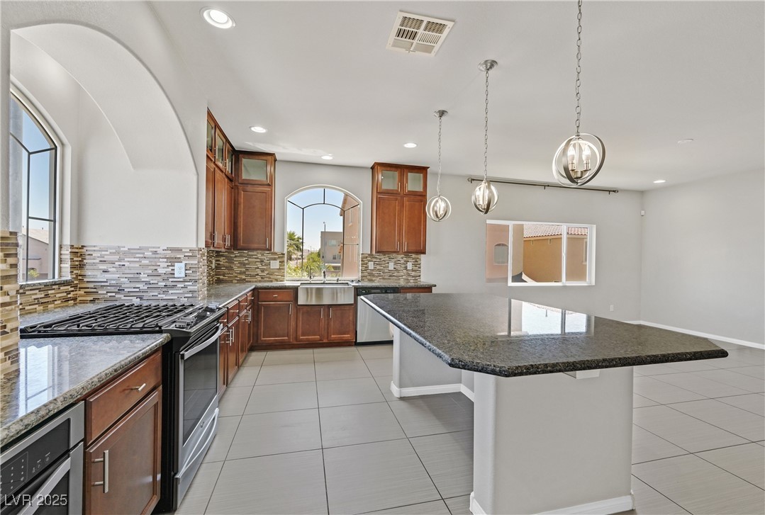 6507 Creekside Cellars Court Property Photo 11