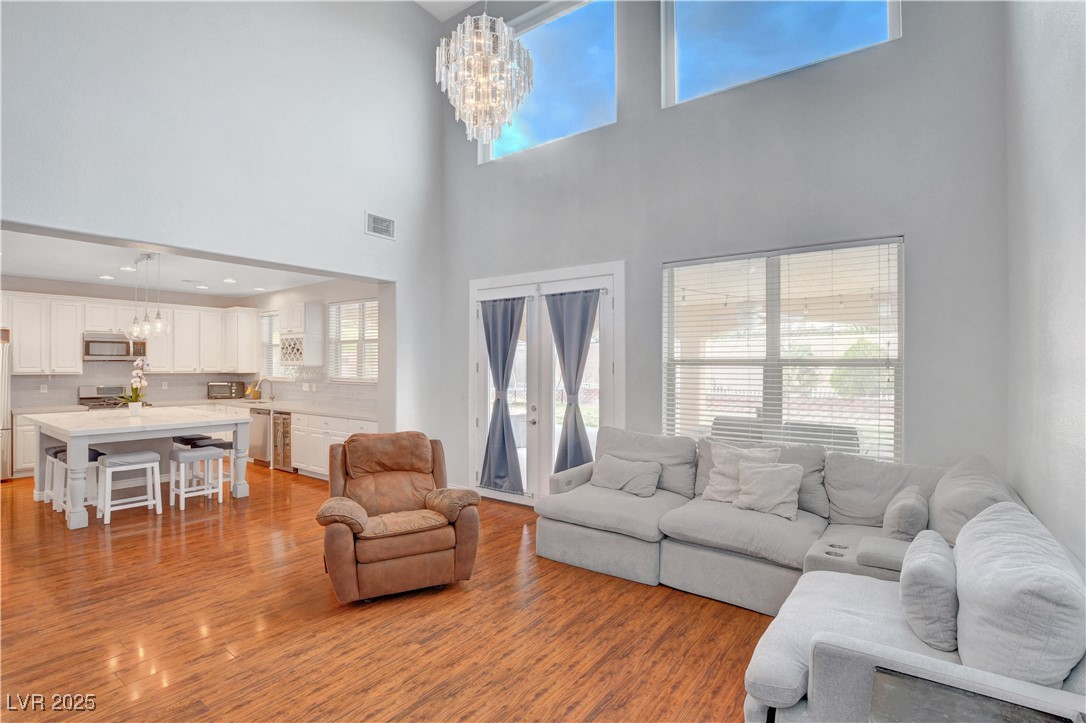 5642 Breckenridge Street Property Photo 4