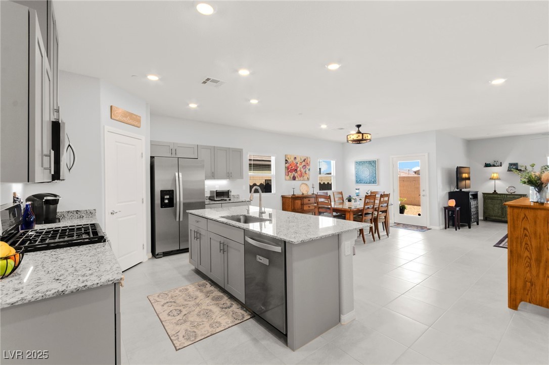 10951 Stone Crossing Avenue Property Photo 9