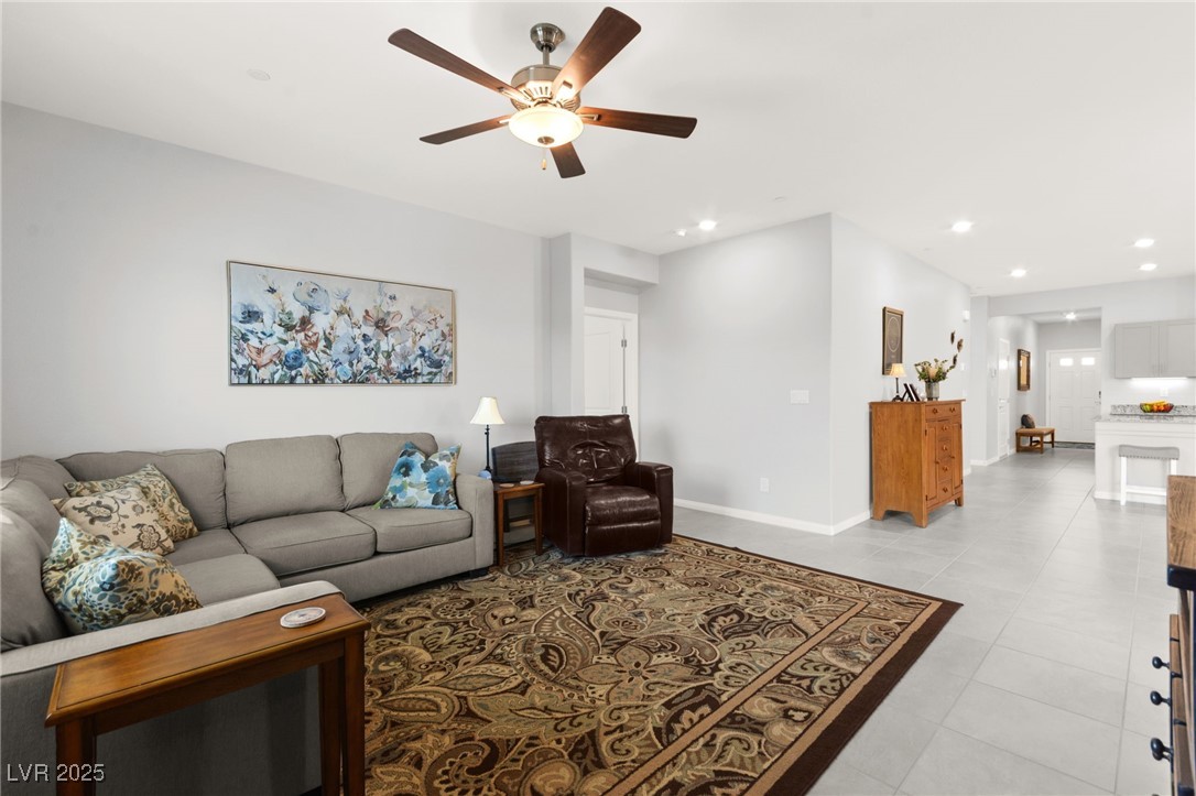 10951 Stone Crossing Avenue Property Photo 12