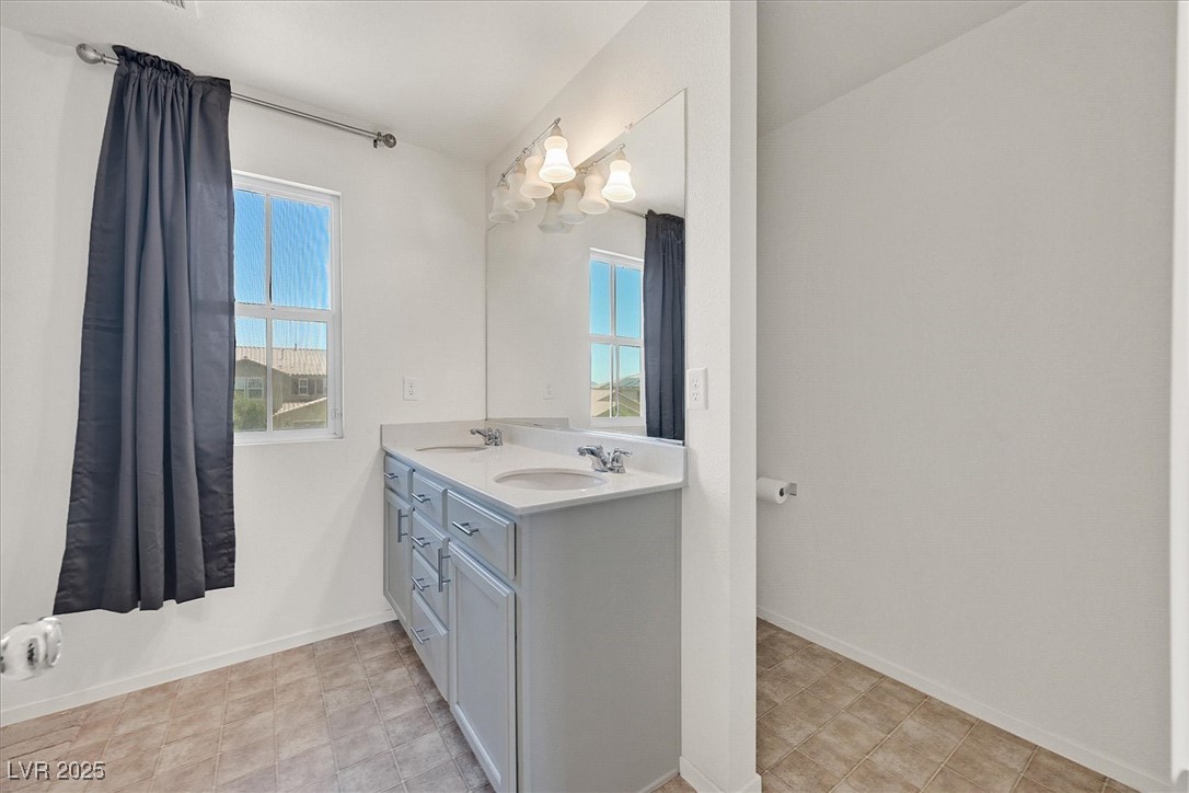 5250 Chester Creek Court Property Photo 12