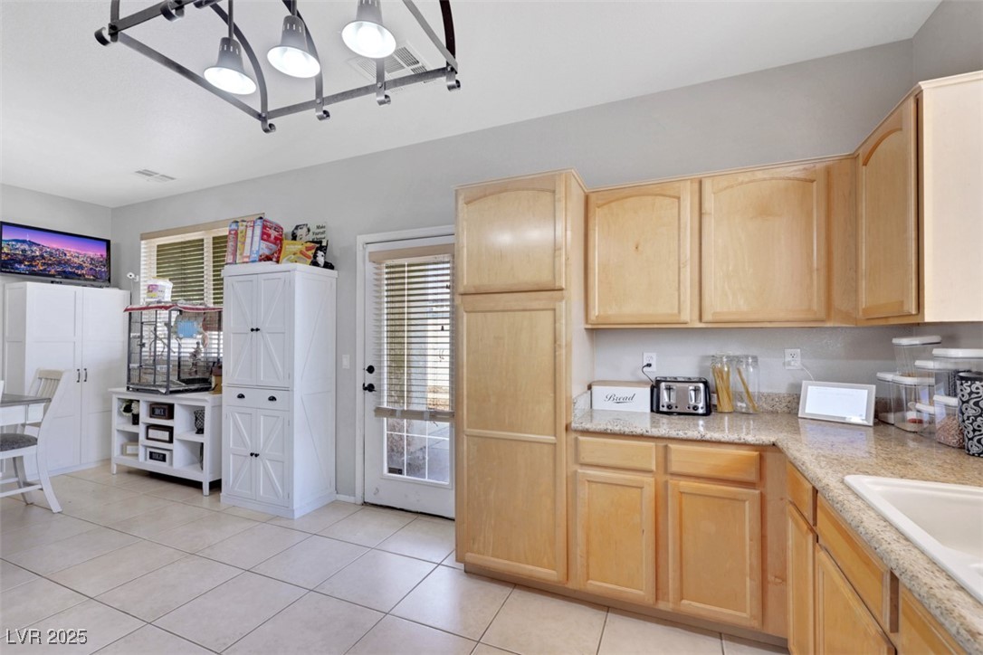 2684 Korea Court Property Photo 21