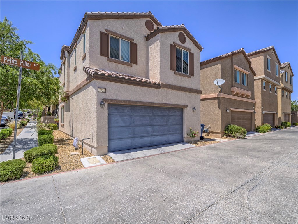 7753 Petite Pillar Court Property Photo 1
