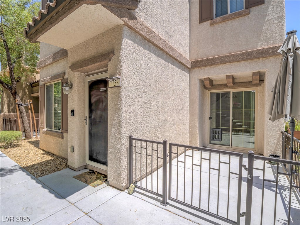 7753 Petite Pillar Court Property Photo 7