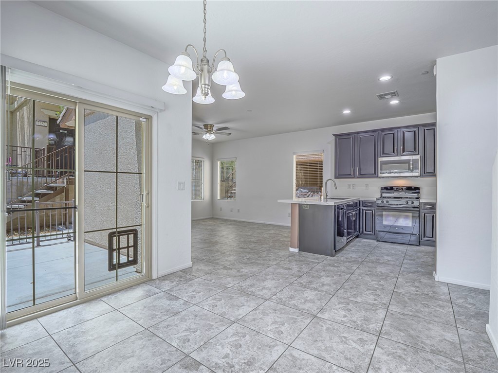 7753 Petite Pillar Court Property Photo 21