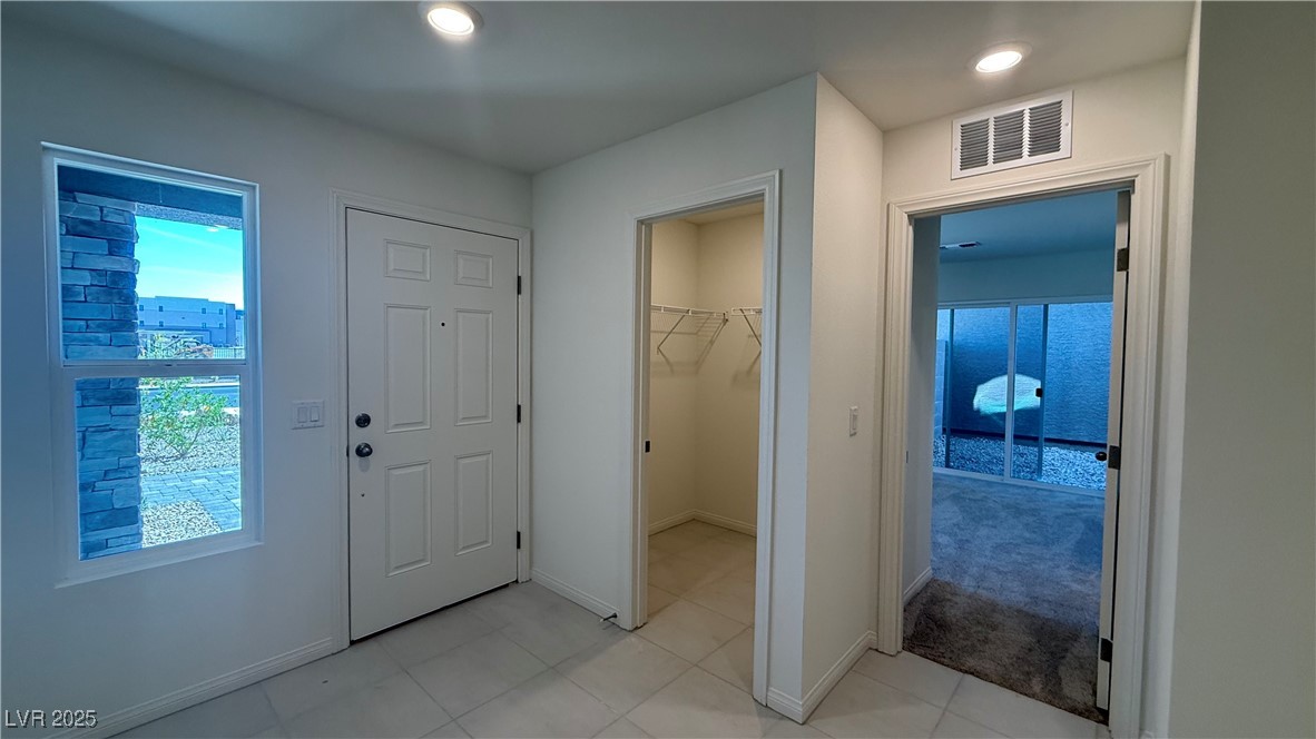 4705 Parkarbor Avenue Property Photo 4