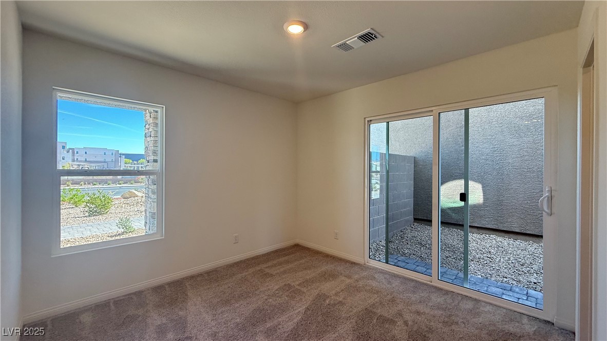 4705 Parkarbor Avenue Property Photo 5