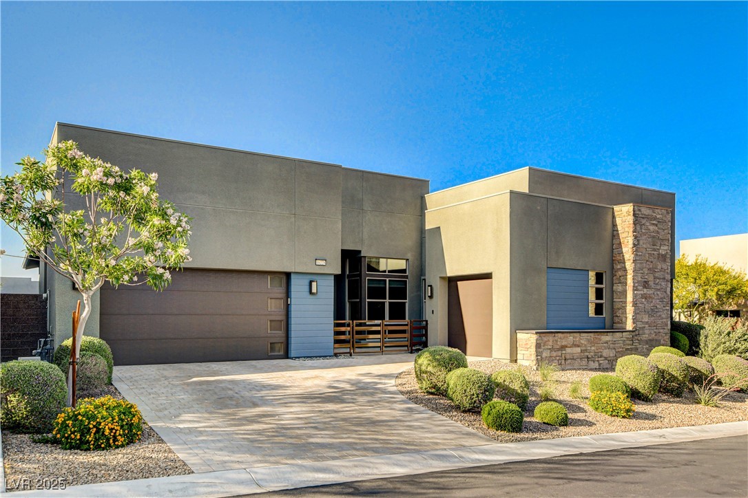 10228 Shell Star Avenue Property Photo 1