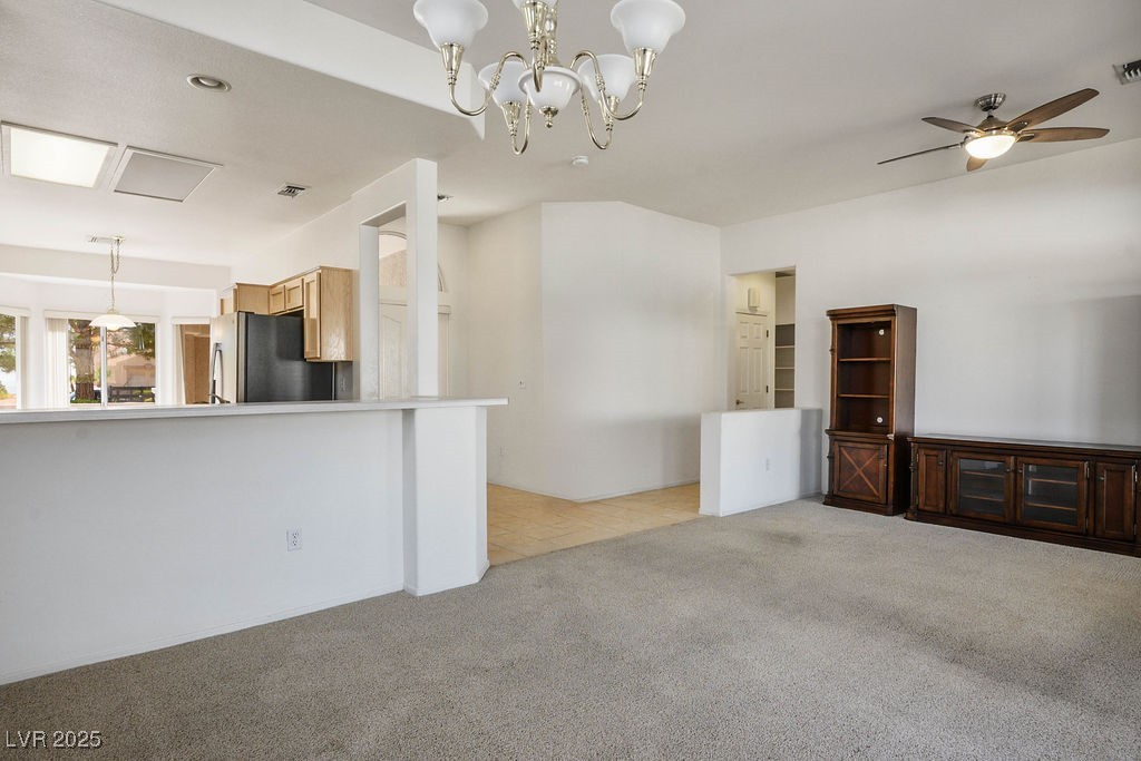 2315 Sun Cliffs Street Property Photo 2