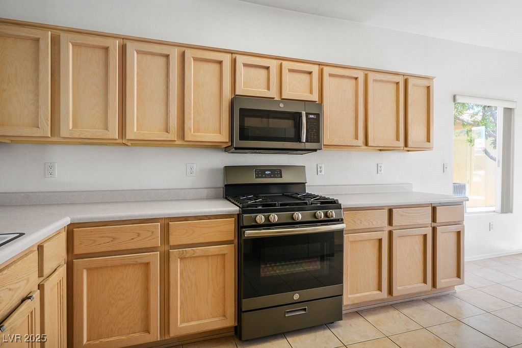 2315 Sun Cliffs Street Property Photo 7