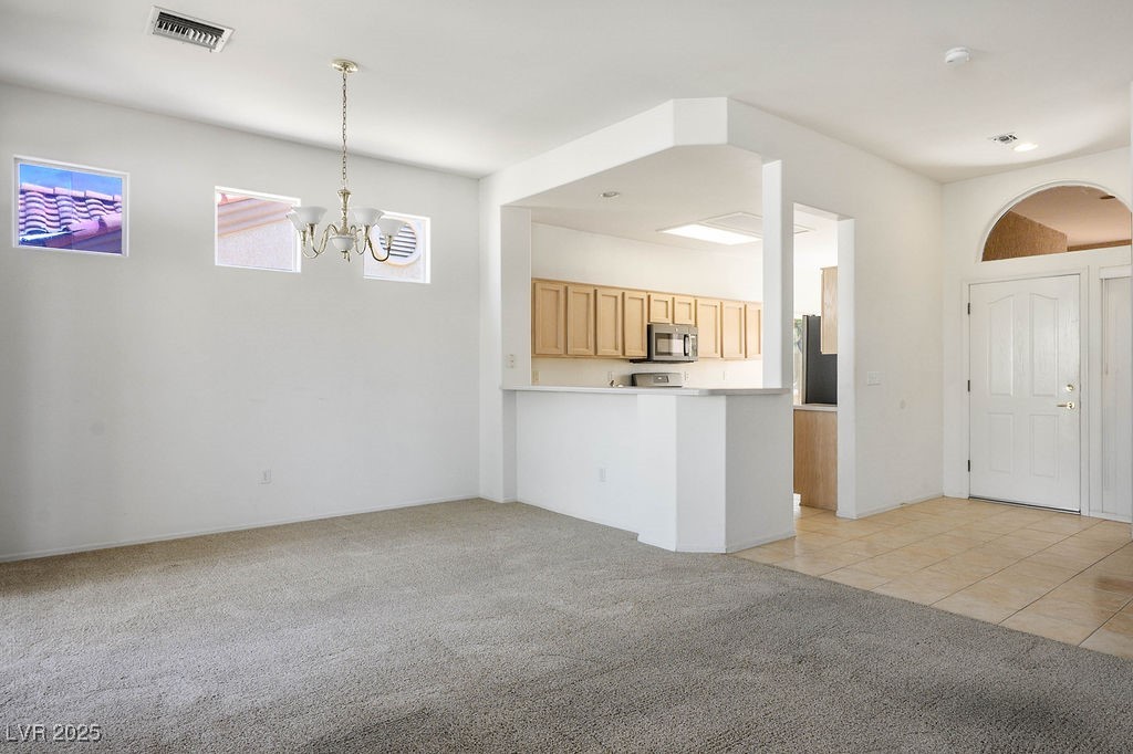 2315 Sun Cliffs Street Property Photo 11