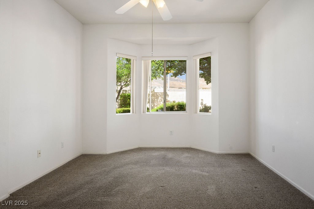 2315 Sun Cliffs Street Property Photo 17