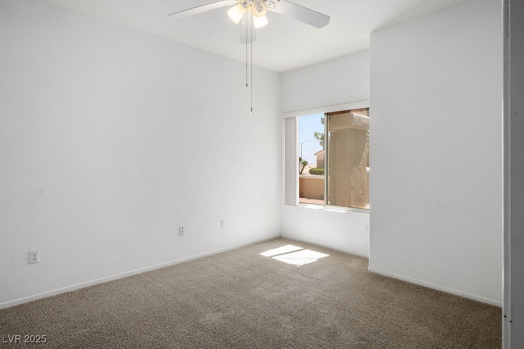 2315 Sun Cliffs Street Property Photo 22