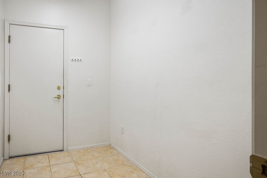2315 Sun Cliffs Street Property Photo 24