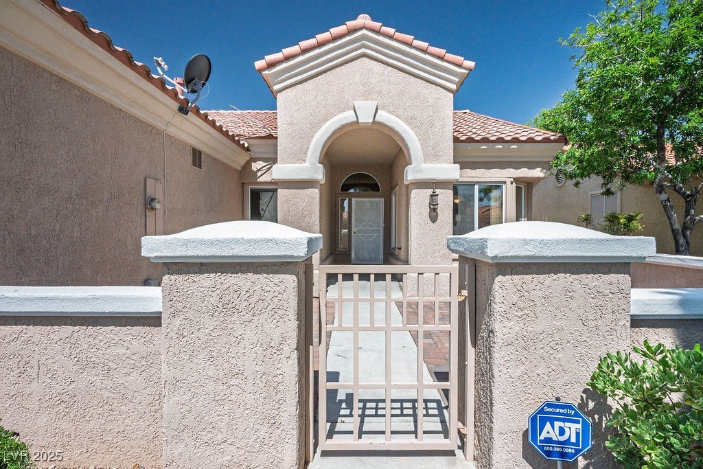 2315 Sun Cliffs Street Property Photo 29