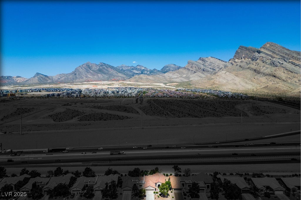 2315 Sun Cliffs Street Property Photo 38