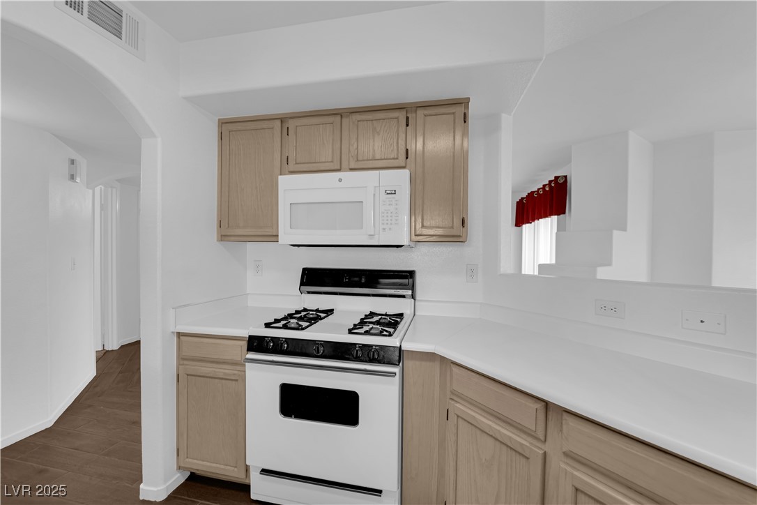 698 South Racetrack Road 1411 Property Photo 15