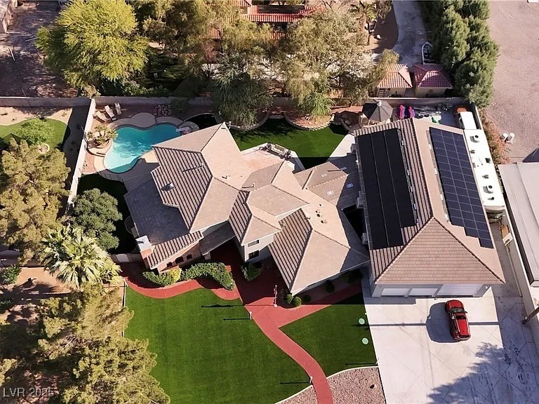 4075 East Oquendo Road Property Photo